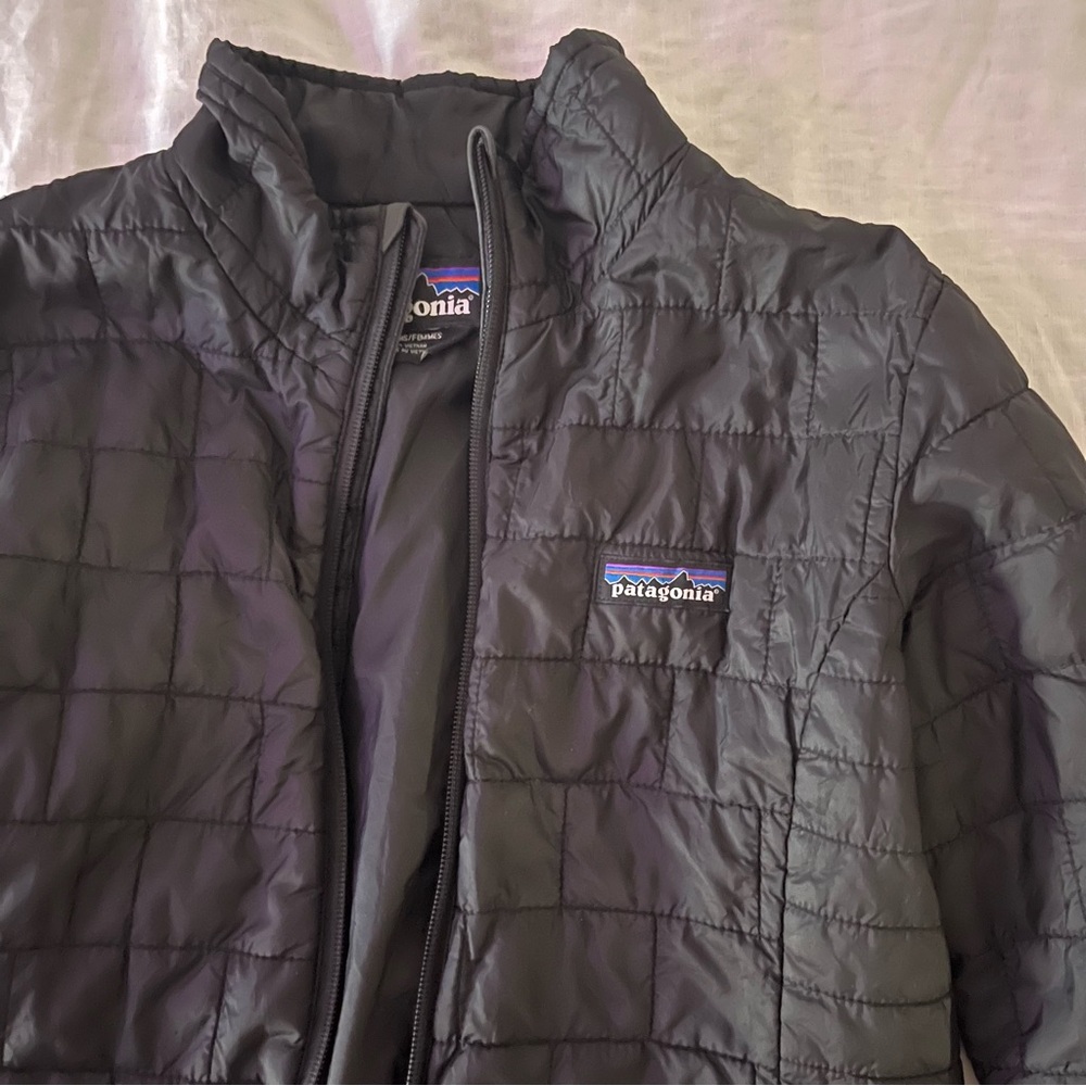 Patagonia Dark Gray Quilted Jacket Women’s Nano Puff